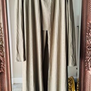 Women’s 3 piece travel set, sage green pants, tank & long cover